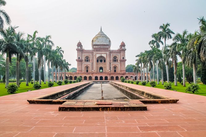 Heritage Delhi Photography Walk (2 Hours Guided Walking Tour with Rickshaw Ride) - Meeting point to final frame: where you start and where you end