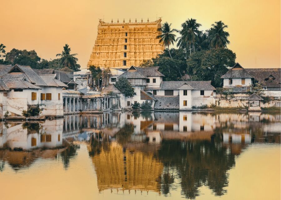 Heritage Trivandrum Photography Walk Tour With Tuk Tuk Ride - Sree Padmanabhaswamy Temple area: one of the world’s richest, with photography rules in mind