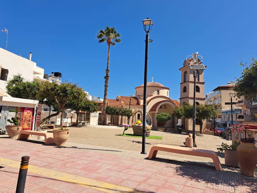 Hersonissos: Private Tuk Tuk Tour with Sea Views - Star Beach Waterpark: the quick landmark you’ll remember
