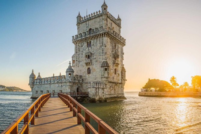 Historic Lisbon Tuk Tuk Tour - Pickup, meeting point, and how to reduce stress