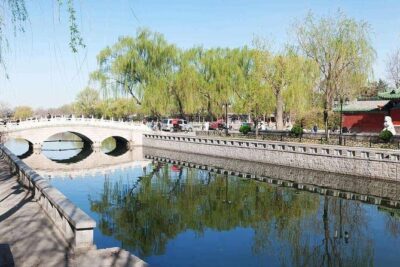 Houhai Hutong Tour: Rickshaw + Prince Gong & Soong Residences - Bell and Drum Towers: Central Axis history at walking speed