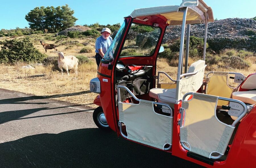 Hvar: Tuk Tuk island tour - Fortica Fortress: The Classic View Above Hvar Town