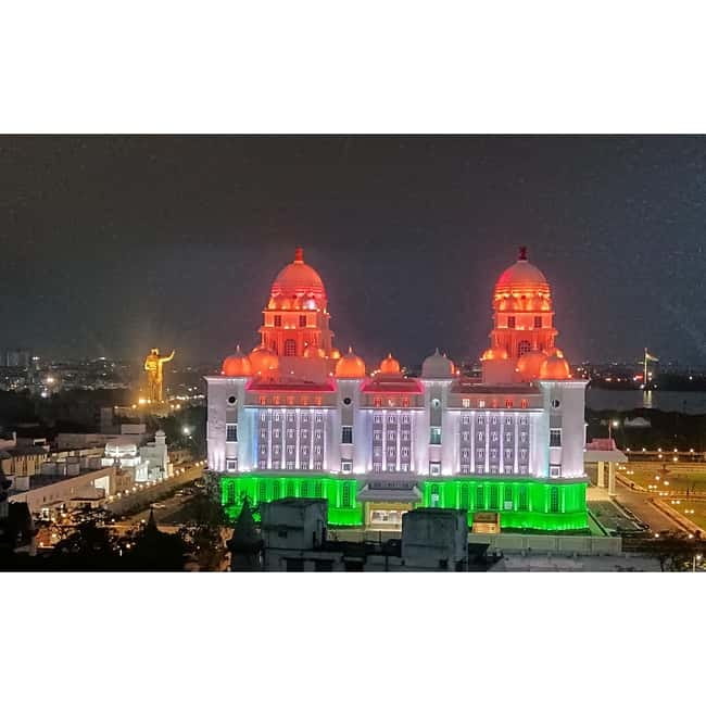 Hyderabad: Private Tuk-Tuk City Tour - Golconda Fort Light and Sound Show: the big history payoff