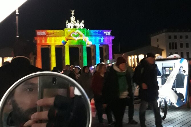 Individual City Tour - Rickshaw Sightseeing in Berlin - Hackesche Höfe and Gendarmenmarkt: pretty courtyards and grand squares