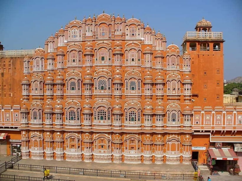 Jaipur Half-Day City Tour By E-Rickshaw with Female Driver - Riding Past Jaipur’s Icons, Slower by Design