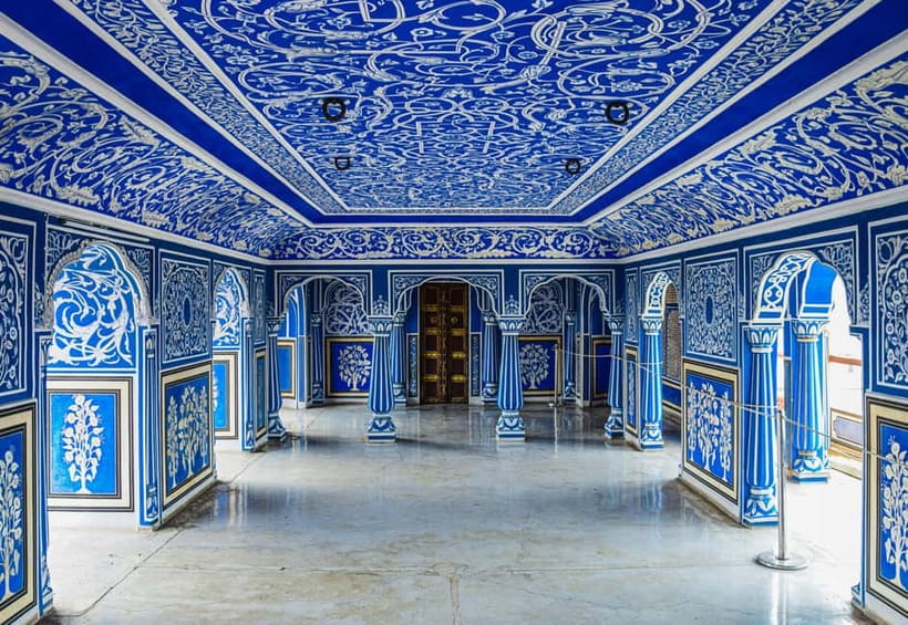 Jaipur: Private Full-Day City Tour By Tuk-Tuk with Pick-Up - City Palace plus Jantar Mantar area: where Jaipur’s power shows