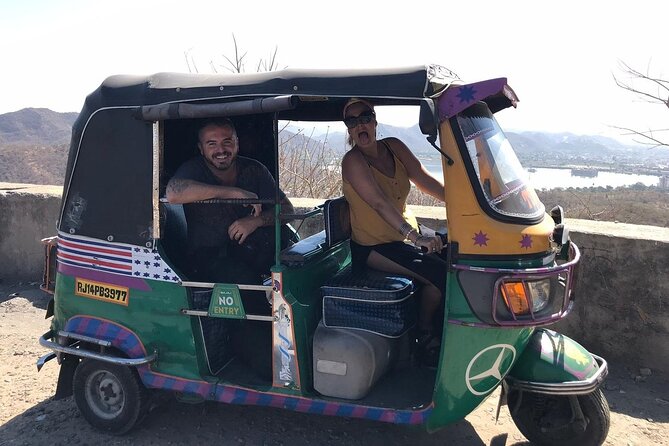 Jaipur Private Full-Day Sightseeing Tour by Tuk-Tuk with Pickup - Price and logistics: what you get for about $7.60