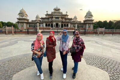 Jaipur Private Full-Day Sightseeing Tour by Tuk-Tuk with Pickup - Pickup and the private comfort factor