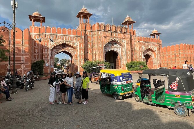Jaipur Tuk-Tuk Sightseeing Tour - City Palace: where Jaipur’s power and culture still show