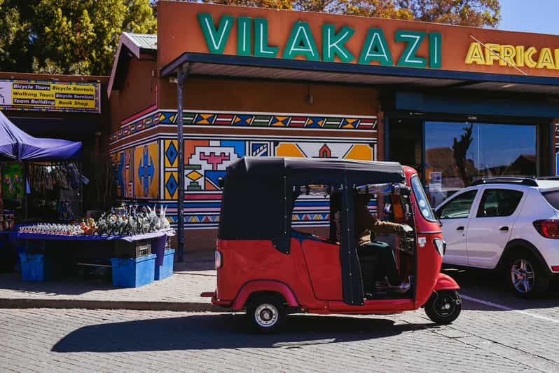 Johannesburg: Soweto Tour by Tuk Tuk - Orlando East and Orlando Towers: shifting neighborhoods, shifting stories
