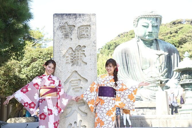 Kamakura Heritage Bike or Walk Tour with ex-Rickshaw guide - Tsurugaoka Hachimangu Shrine: samurai-era spirituality in a walkable layout