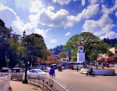 Kandy: City Explore with Local Guide By Tuk Tuk - Timing matters: Temple of the Tooth service slots