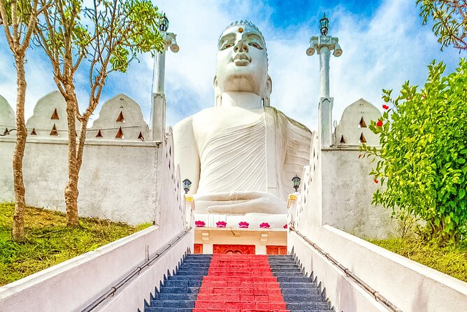 Kandy City Sightseeing and Ambuluwawa Tower by Tuk Tuk Tour - Temple of the Sacred Tooth Relic: plan for reverence and time