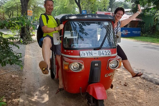 Kandy City Sightseeing Tour by Tuk Tuk - Kandy’s cultural dance show: the finale you’ll remember