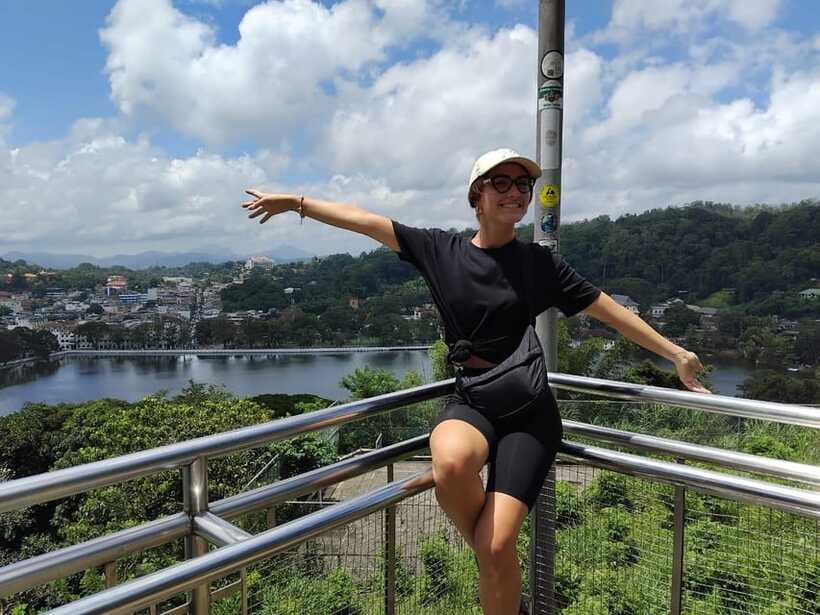 Kandy City Tour by Tuk Tuk with hotel Pickup and Dropoff - Royal Botanical Garden: a slow walk break you’ll be glad you took