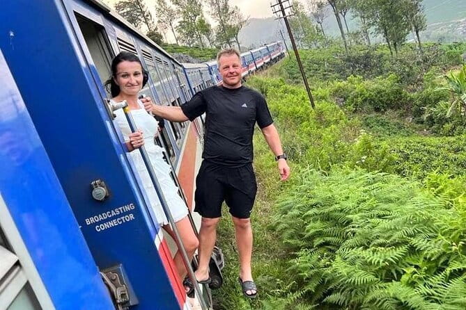Kandy City Tour in a TukTuk - Tea, spices, and Royal Botanical Gardens in one day