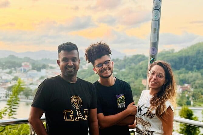 Kandy City Tour with Ambuluwawa by Tuk Tuk - A Kandy highlights route that actually makes sense