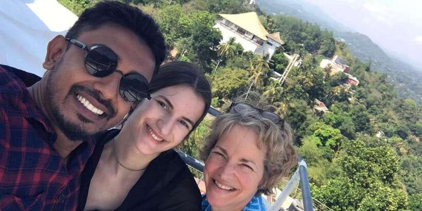 Kandy City Tours by Tuk Tuk - Meeting Your Guide and Shaping the Day