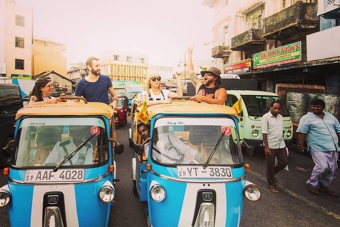 Kandy City Tuk Tuk guide Tour full Day - The 8:00 AM Start: How the Day Usually Unfolds