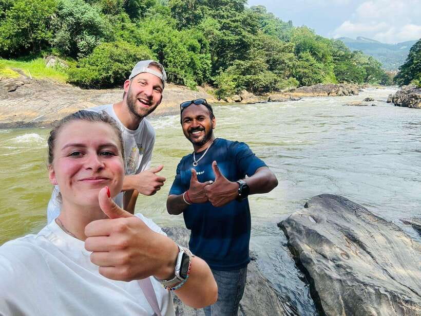 Kandy Private Guided City Tour by Tuk Tuk - Gems, Wood Carving, Batik: The Workshops That Teach You How Things Are Made