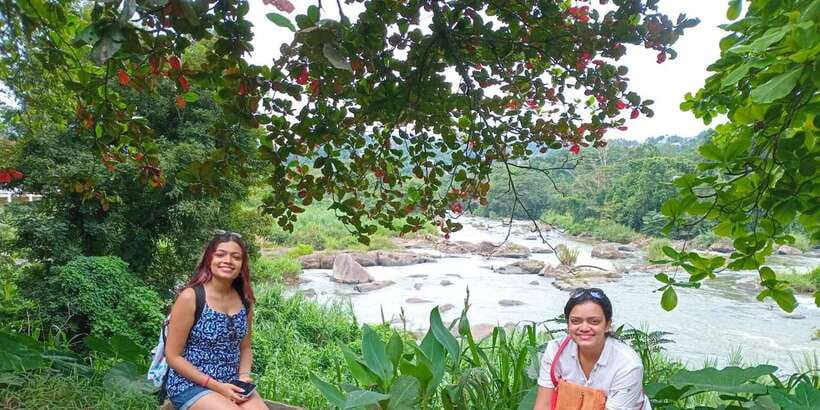 Kandy: Private Guided Tour with Local Highlights by Tuk Tuk - A private tuk tuk that actually fits Kandy