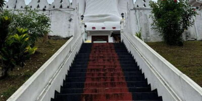 Kandy: Private Guided Tour with Local Highlights by Tuk Tuk - Royal Palace Complex: Sacred Temple of the Tooth