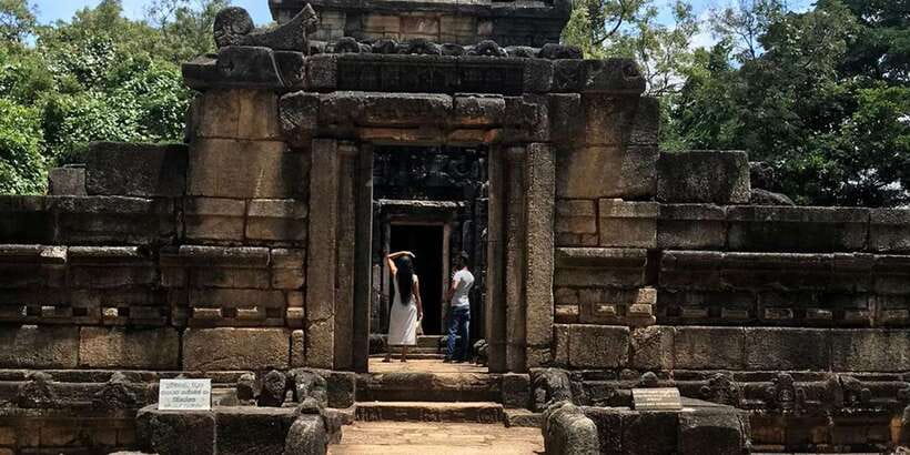 Kandy: Sigiriya, Dambulla & Wildlife Safari Private Tour - Dambulla Cave Temple: Spiritual Heritage With Real Rules