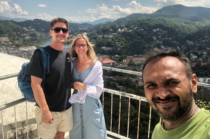 Kandy TukTuk tour with Local Tour Guide - Kandy in a 3–4 Hour Private Tuk-Tuk With Dinesh Perera