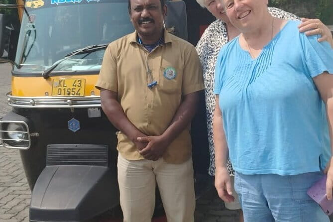 Kochi Exclusive Local Sightseeing Tuk-Tuk Tour - Paradesi Synagogue, Jain Temple, and Two Temple Experiences