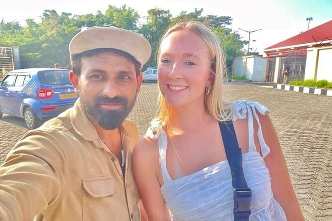 Kochi Sightseeing Tuk-Tuk Tour - Fort Kochi churches and the European-era story: St. Francis, Dutch Cemetery, Santa Cruz