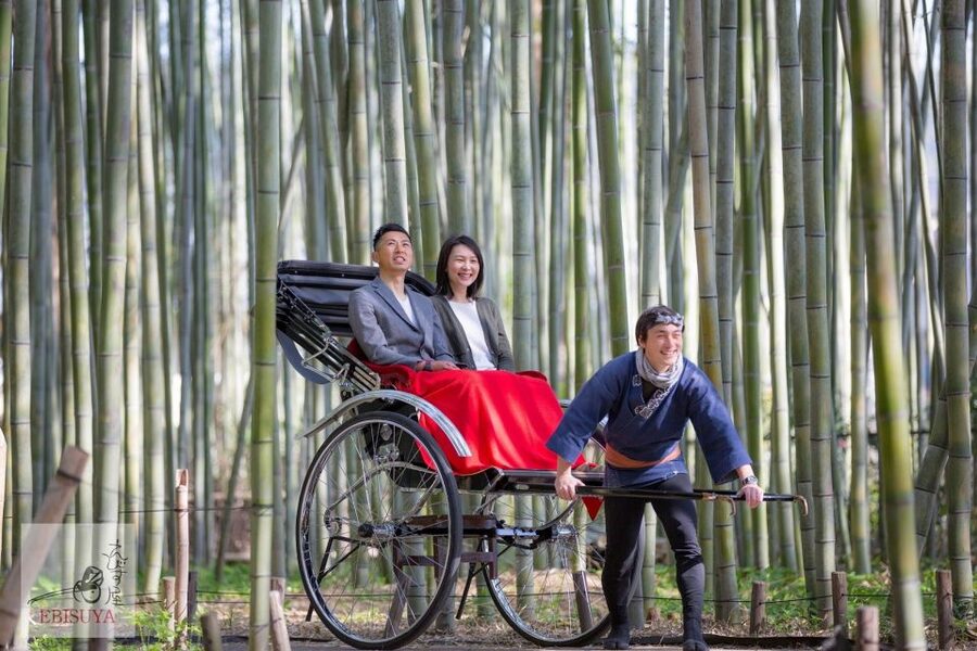 Kyoto: Arashiyama Customized Rickshaw Tour & Bamboo Forest - Why Arashiyama on a rickshaw feels different than walking