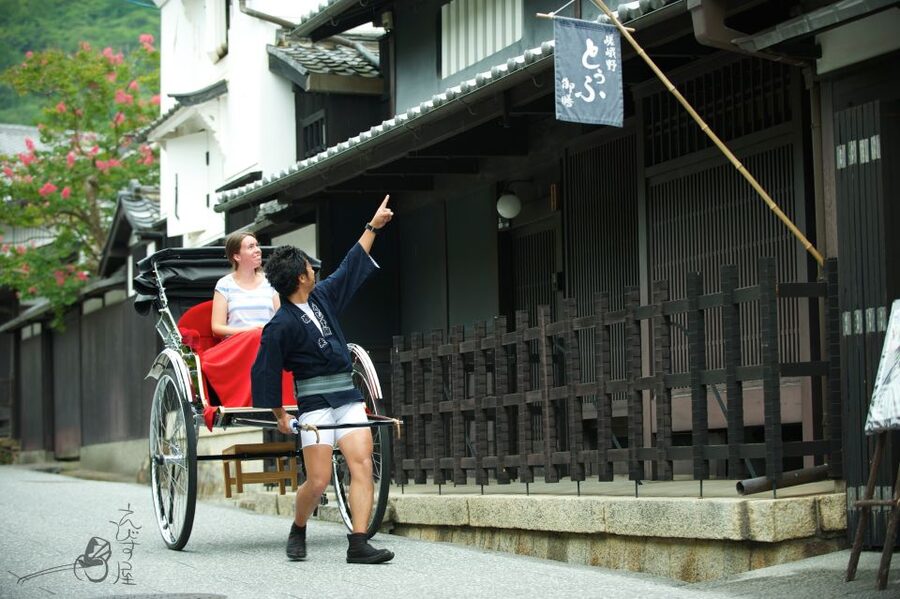 Kyoto: Arashiyama Customized Rickshaw Tour & Bamboo Forest - Meeting at Togetsu-kyo Bridge: getting started without stress