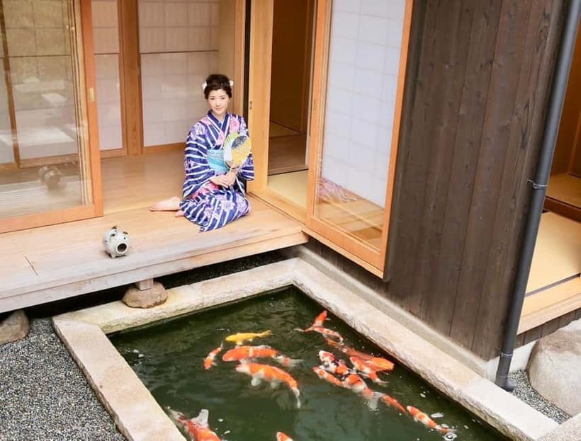 Kyoto:Kiyomizu-dera Temple Rent a kimono and ride a rickshaw - The 13-minute rickshaw course through classic Higashiyama streets
