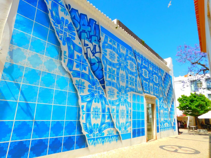 Lagos: Old Town, New Town, and Beaches Tuk Tuk Tour - Ponta da Piedade rock formations: where the photos happen