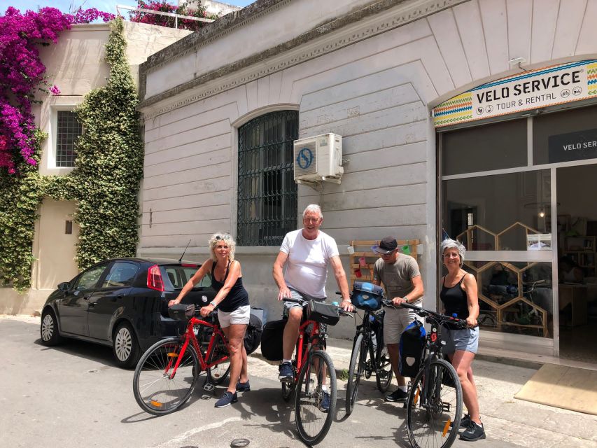 Lecce: City Highlights Guided Tour by Rickshaw - Getting Oriented at Velo Service Lecce (and Parking Without Stress)
