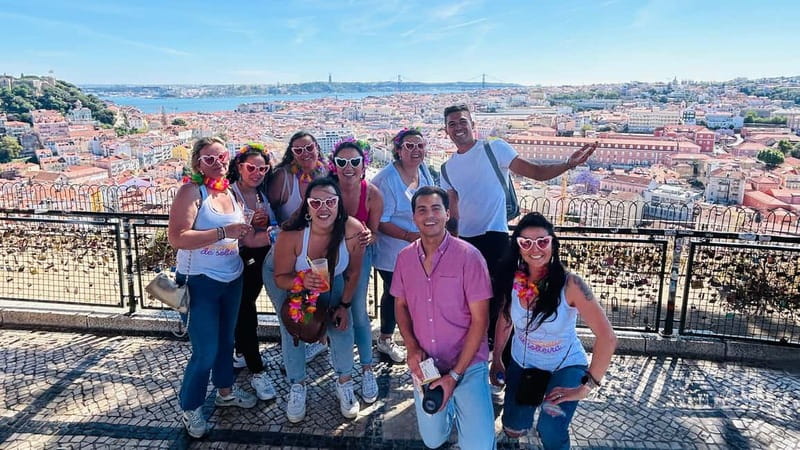 Lisboa: Tuk Tuk ride in Alfama & pick-up you at the hotel. - Baixa to Alfama: winding streets, Fado mood, and photo angles that actually work