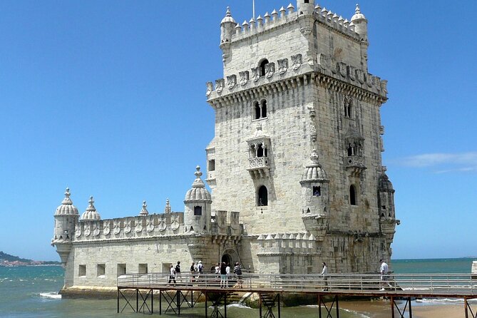 Lisbon & Belém: Private Tour half day trip by Electric Tuk Tuk - Electric Tuk Tuk Route: from Restauradores to Belém in about 4 hours