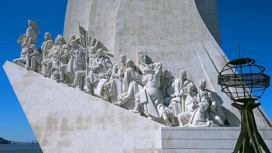 Lisbon: Belém, Sightseeing Tour by Tuk-Tuk - Jerónimos Monastery: Manueline architecture and the Vasco da Gama link