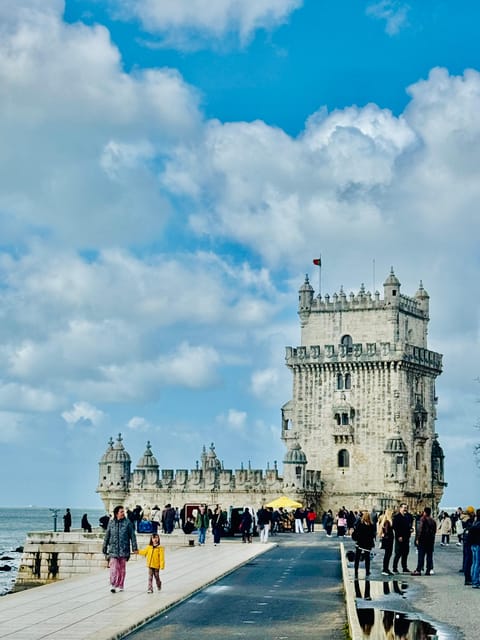 Lisbon: Belem Tour by TukTuk - Rossio or Time Out Market Pickup: the 70-Minute Food Stop