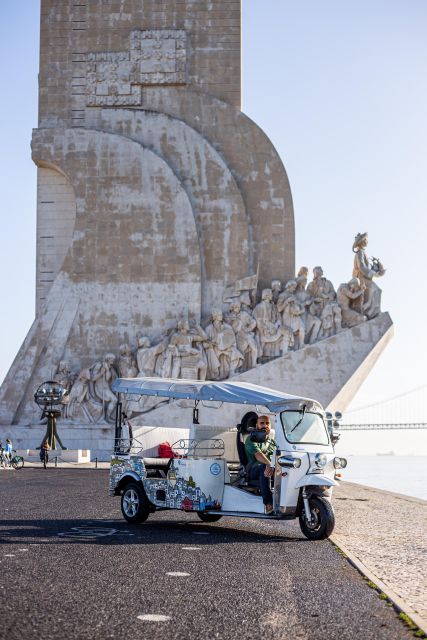Lisbon: Belém Tuk Tuk Tour with Pastel de Nata Tasting - Monument to the Discoveries: The Age of Discoveries Explained in Stone