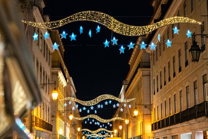Lisbon Christmas Lights Tuk-Tuk Tour with Local Guide - Praca do Comercio Giant Christmas Tree: Big Square, Quick Snap