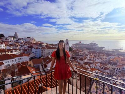 Lisbon: City Tour by Tuk Tuk with Free Souvenir - Getting Started: Praça Dom Luís I and the Time Out Market Pickup