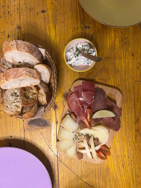 Lisbon: Food and Wine Tasting 4-Hours Tuk Tuk Tour - Portas do Sol and Nossa Senhora do Monte: viewpoints that explain the city