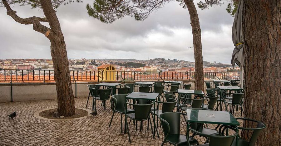 Lisbon: Old Town City Tour by Private Tuktuk - Key Things You’ll Actually Notice on This Tour