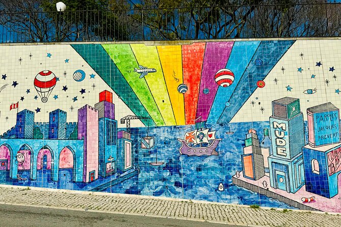 Lisbon: Old Town Tour by Tuk Tuk - Alfama on foot: narrow streets, fado culture, and street art