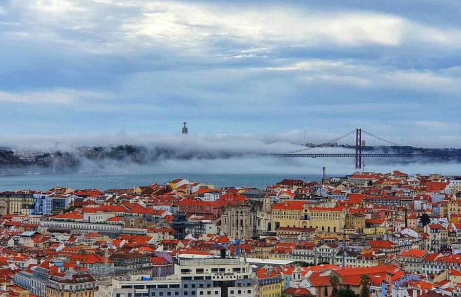 Lisbon: Old Town TukTuk Tour and Scenic Viewpoints in Alfama - Pink Street and Mercado da Ribeira: a fun ending with food energy
