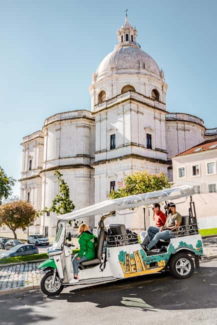 Lisbon on a Tuk Tuk Tour: History & Viewpoints - Key highlights at a glance