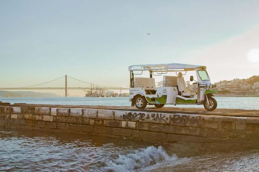 Lisbon on a Tuk Tuk Tour: History & Viewpoints - Timing tips for 1 to 4 hours (so you don’t feel rushed)