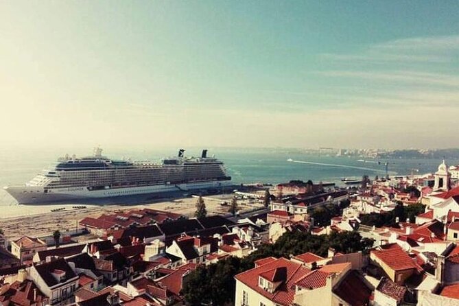 Lisbon on TukTuk - The real payoff of a Lisbon TukTuk loop in 2 hours