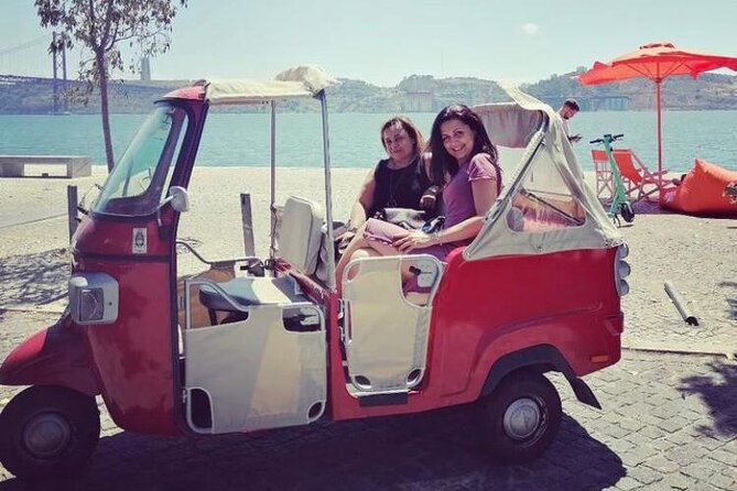 Lisbon on TukTuk - Chiado start point: a good launch pad for first-timers